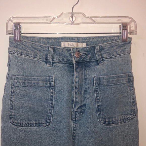 Blue Light Flare Wash Twix Jeans - Size 26 - Picture 3 of 12